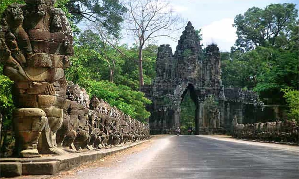 Candi Angkor Thom Mahakarya Arsitektur Kuno Di Kamboja