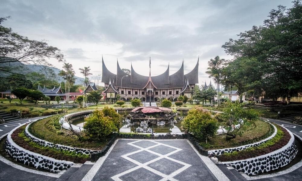 Gedung Pusat Dokumentasi Dan Informasi Kebudayaan Minangkabau