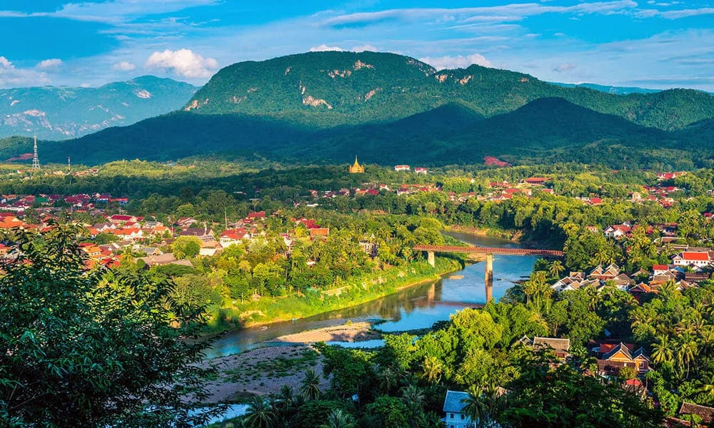 Gua Pha Phueng Keindahan Alam Di Laos