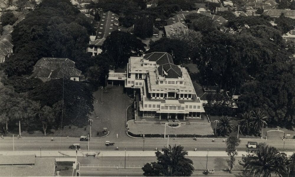 Hotel Des Indes Jakarta Kemewahan Dan Misteri Di Balik Sejarah