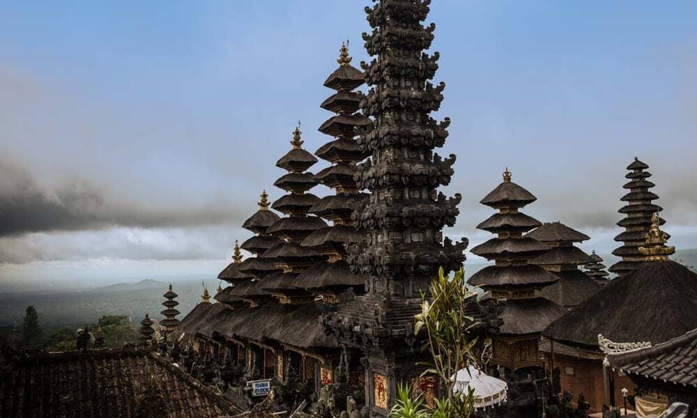 Kuil Pura Besakih Keagungan Dan Spiritualitas Di Bali