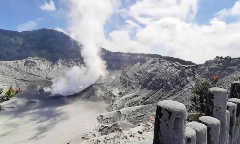 Legenda Tangkuban Perahu Mitos Dan Sejarah Dari Jawa Barat