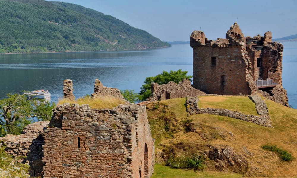 Loch Ness Misteri Dan Keindahan Danau Skotlandia