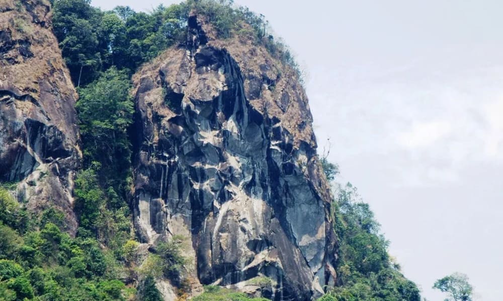 Ratu Gunung Keindahan Dan Misteri Di Thailand